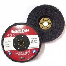 Scotch-Brite™ Clean and Strip XT Pro Disc